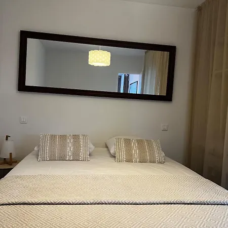 Californian Pool * 가신