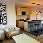 Californian Pool Apartmán